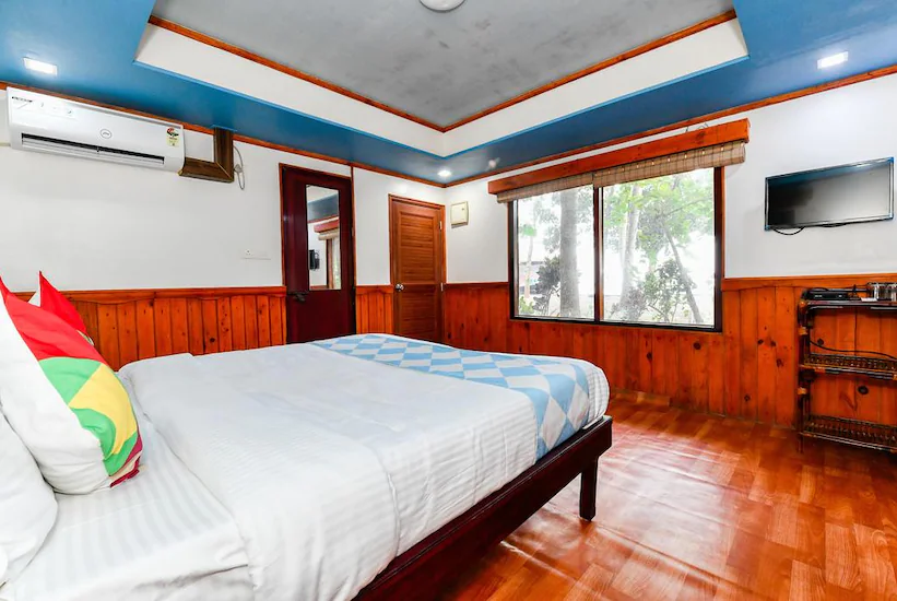 Bed Room