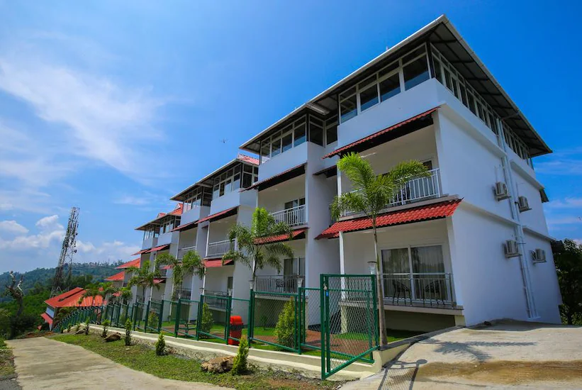 THE LAKE VIEW RESORT