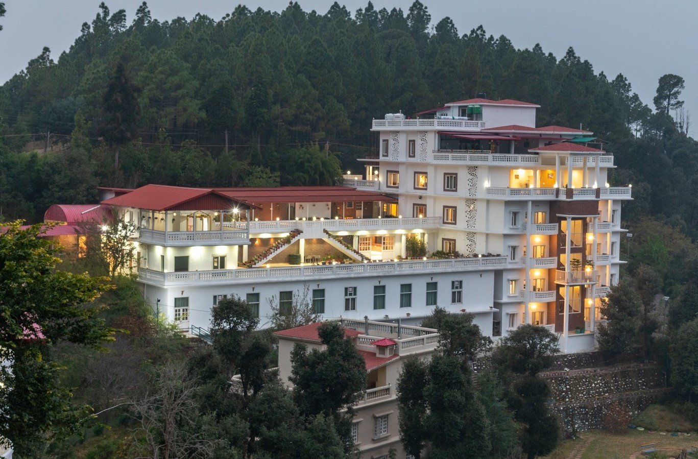 TEHRI CLUB RESORT BY DLS HOTELS