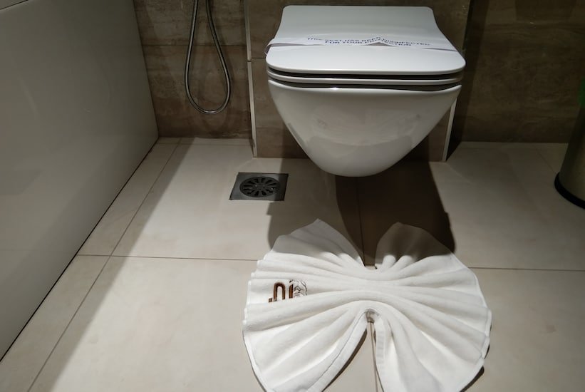 WASH ROOM