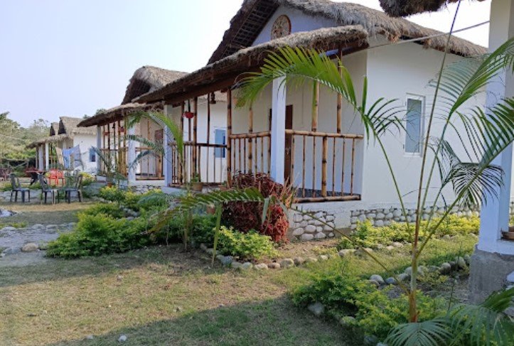 FALCON JUNGLE RESORT