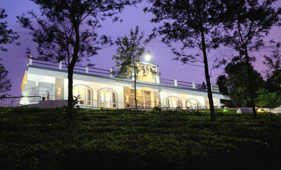 MISTY DUNES PARUNTHUMPARA