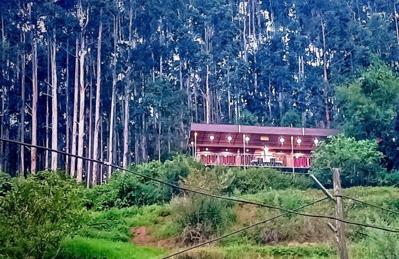 MISTY MOUNTAINS HILL TOP TENT STAY