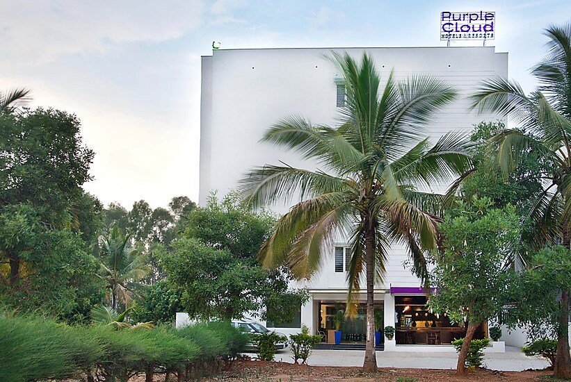 PURPLE CLOUD HOTEL